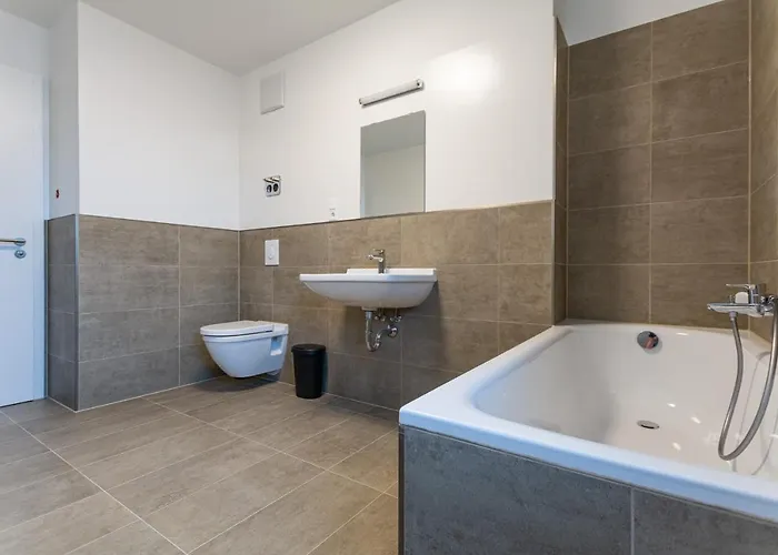 T&k - - 4 Comfortable - 18 Min To Fair Messe Cologne Daire *