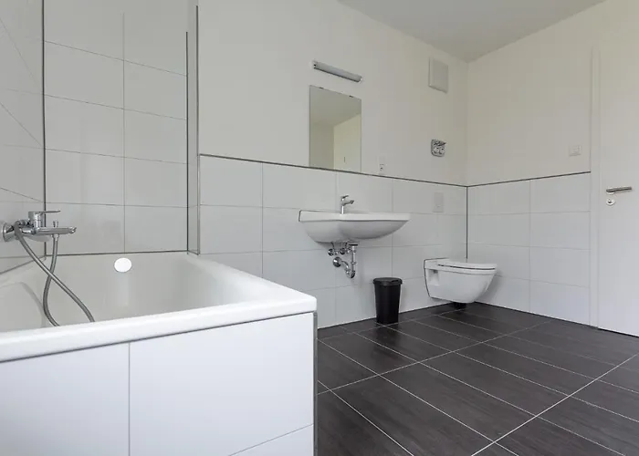 T&k - - 4 Comfortable - 18 Min To Fair Messe Cologne Daire