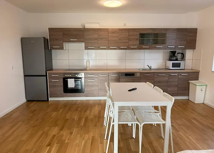 T&k - - 4 Comfortable - 18 Min To Fair Messe Cologne Lejlighed *